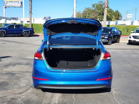 Used 2017 Hyundai Elantra SE w/ SE A/T Tech Package 03 FWD image 13