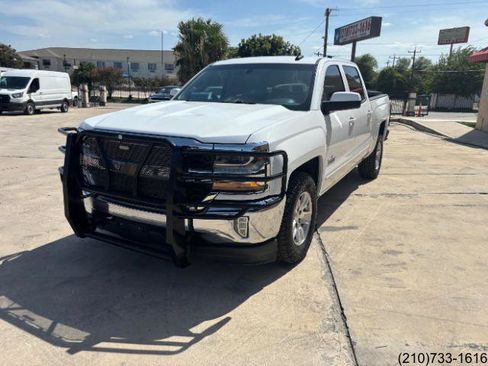Used 2018 Chevrolet Silverado 1500 LT w/ Texas Edition RWD image 3