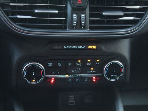 New 2025 Ford Escape Active w/ Cold Weather Package FWD image 22