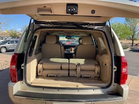 Used 2014 Chevrolet Tahoe LTZ AWD/4WD image 10