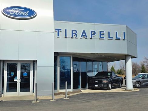 Used 2024 Chevrolet Colorado ZR2 w/ Technology Package image 2