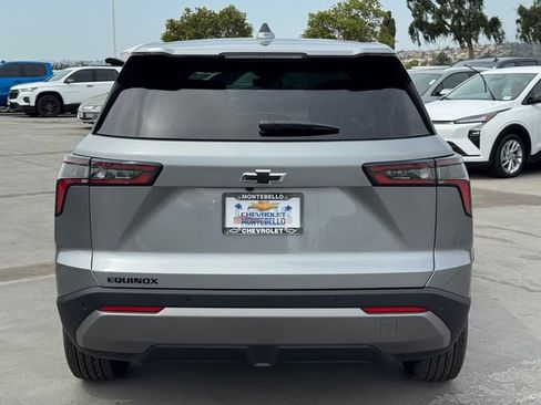 New 2026 Chevrolet Equinox LT w/ Convenience Package II image 4