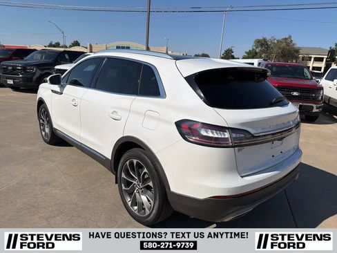 Used 2021 Lincoln Nautilus Reserve image 8