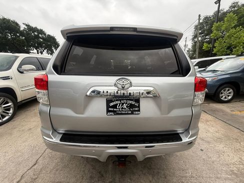 Used 2013 Toyota 4Runner SR5 w/ Convenience Pkg AWD/4WD image 6