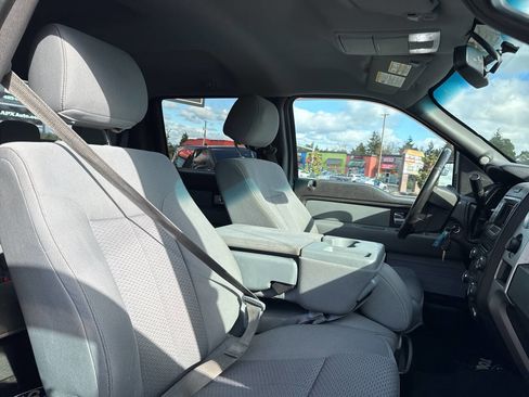 Used 2013 Ford F150 XLT w/ Mid Equipment Group image 10