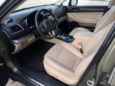 Used 2017 Subaru Outback 3.6R Limited AWD/4WD image 20