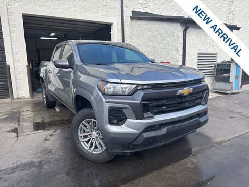 Used 2023 Chevrolet Colorado LT w/ LT Convenience Package AWD/4WD image 1
