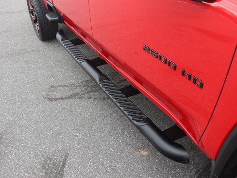 Used 2025 Chevrolet Silverado 2500 Custom w/ Custom Value Package image 13