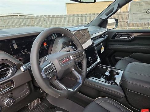 New 2026 GMC Yukon XL Elevation w/ LPO, Floor Liner Package image 13