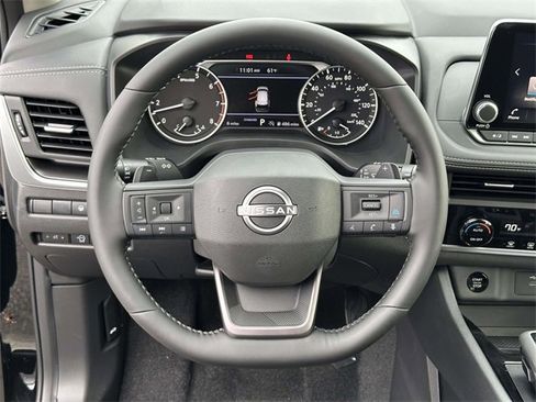 New 2026 Nissan Rogue SV image 18