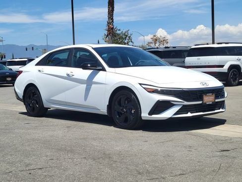 New 2026 Hyundai Elantra SEL Sport FWD image 33