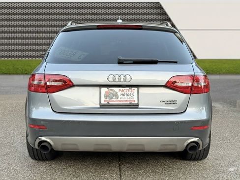 Used 2016 Audi A4 Premium Plus w/ Technology Package image 5