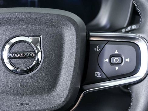 Used 2026 Volvo XC40 B4 Plus w/ Protection Package Premier FWD image 12