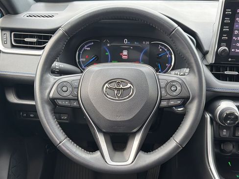 Used 2022 Toyota RAV4 XSE AWD/4WD image 24