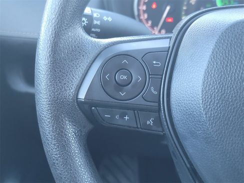 Used 2023 Toyota RAV4 XLE image 33