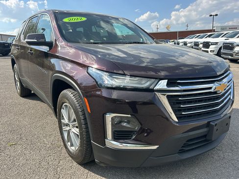 Used 2022 Chevrolet Traverse LT FWD image 3