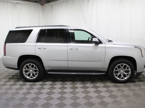 Used 2016 GMC Yukon SLT w/ Open Road Package image 33