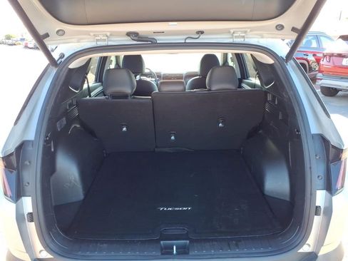 Used 2023 Hyundai Tucson Limited image 10