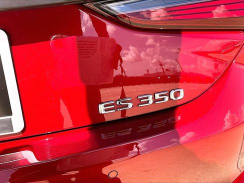 Used 2025 Lexus ES 350 w/ Premium Package FWD image 10