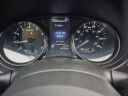 Used 2018 Nissan Rogue Sport SL image 10