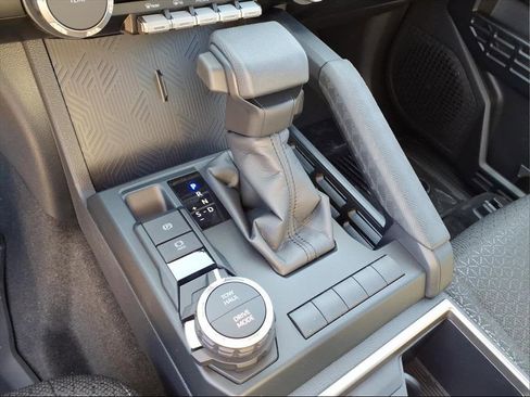 New 2025 Toyota 4Runner SR5 image 18