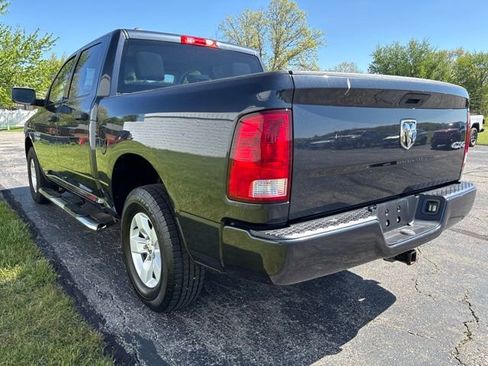 Used 2017 RAM 1500 Express AWD/4WD image 2