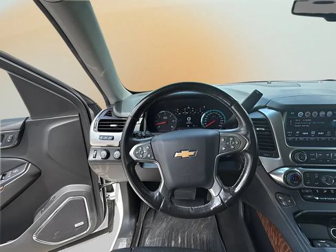 Used 2018 Chevrolet Tahoe Premier AWD/4WD image 24