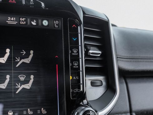 Used 2022 RAM 3500 Laramie image 33