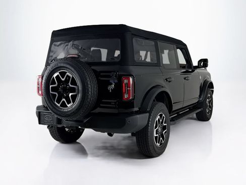 Used 2024 Ford Bronco Outer Banks AWD/4WD image 5