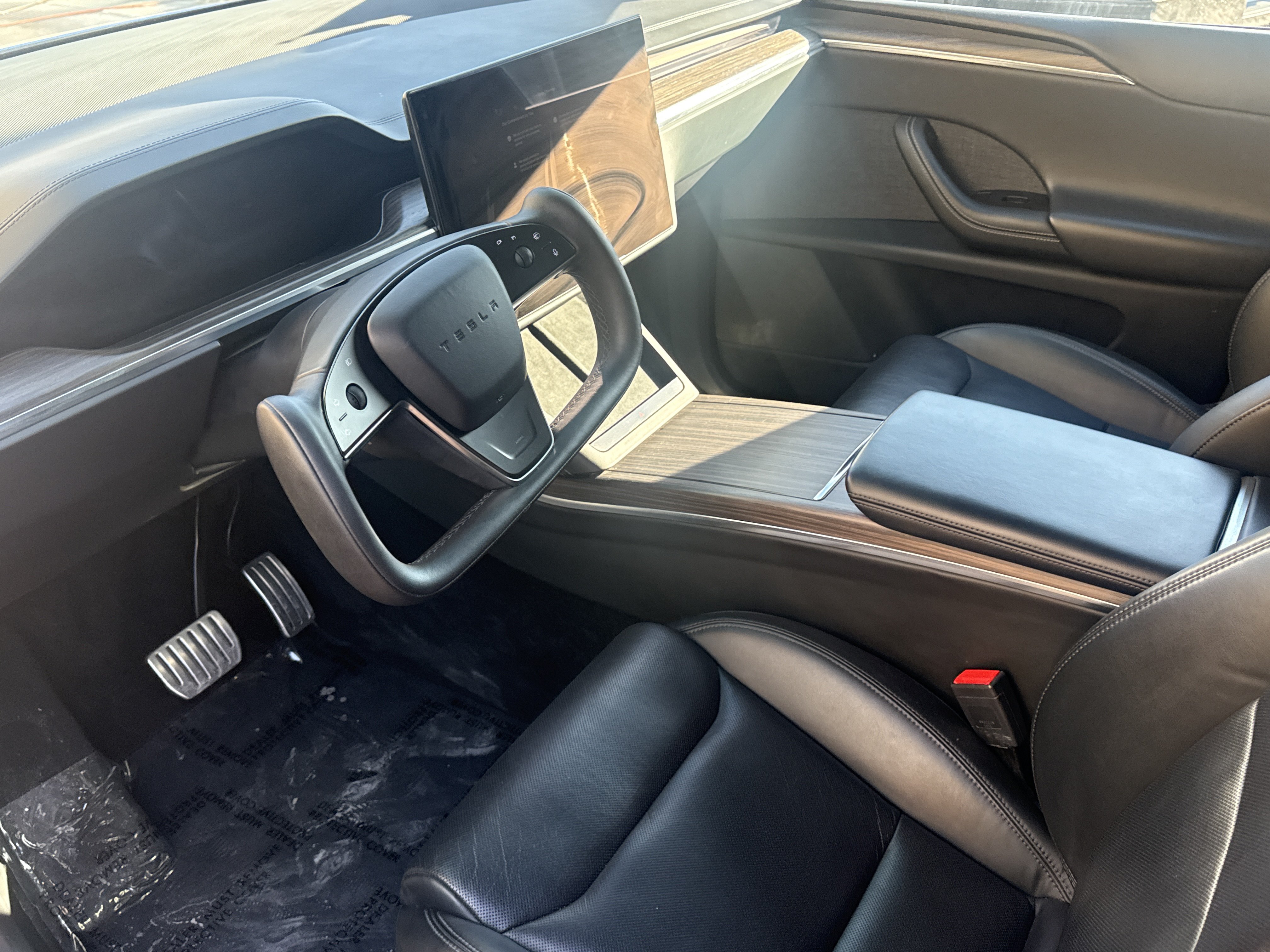 Used 2023 Tesla Model X AWD/4WD image 3