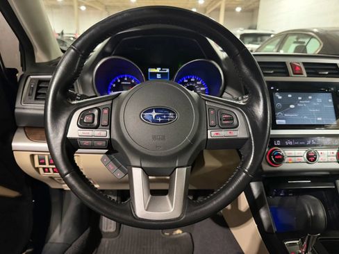 Used 2016 Subaru Outback 2.5i Limited AWD/4WD image 13