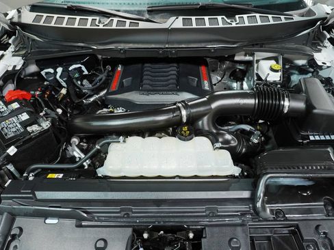 Used 2025 Ford F150 Raptor AWD/4WD image 8