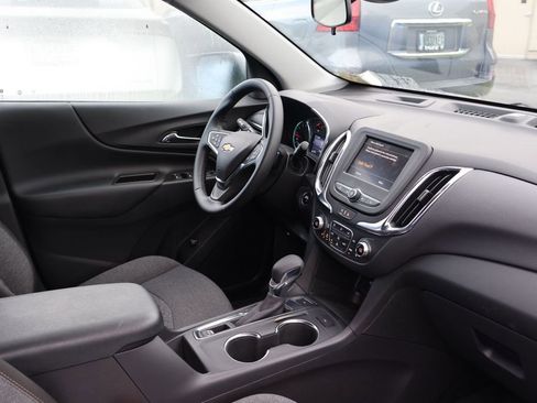 Used 2024 Chevrolet Equinox LT w/ LPO, Floor Liner Package AWD/4WD image 5