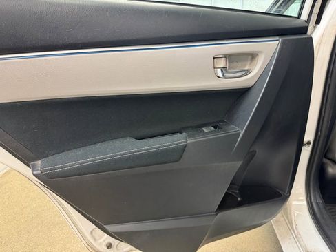 Used 2014 Toyota Corolla LE image 14