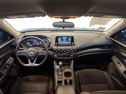 Used 2024 Nissan Sentra SV FWD image 10