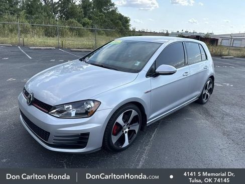 Used 2017 Volkswagen GTI S FWD image 3