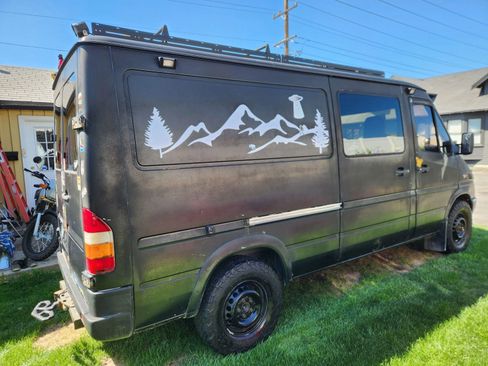 Used 2006 Dodge Sprinter 2500 w/ PWR Convenience Group RWD image 54