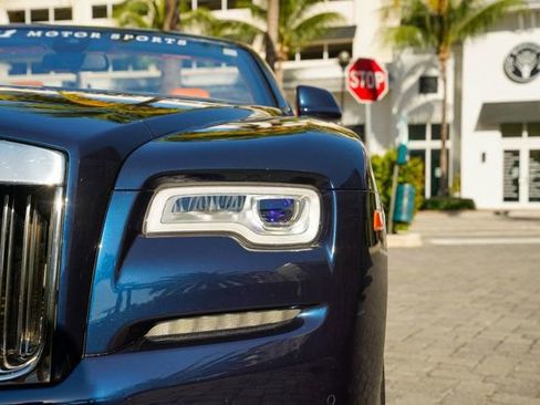 Used 2016 Rolls-Royce Dawn image 40