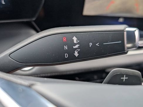 Used 2026 Chevrolet Equinox LT FWD image 22