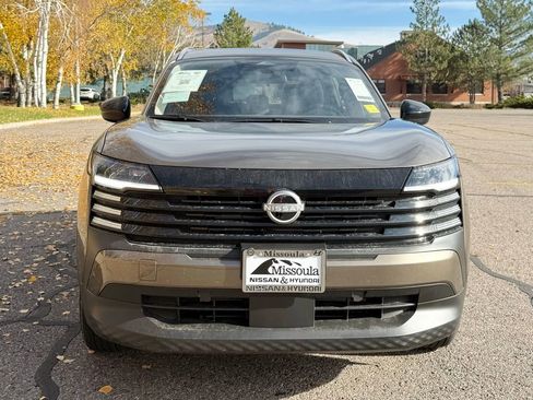 New 2026 Nissan Kicks SV w/ SV Premium Package image 8