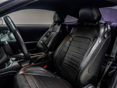 Used 2019 Ford Mustang Bullitt w/ Bullitt Electronics Package RWD image 40