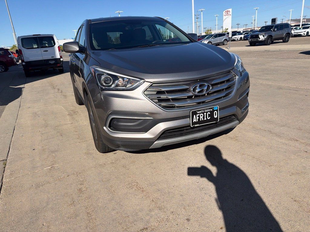 Used 2018 Hyundai Santa Fe Sport AWD/4WD image 2