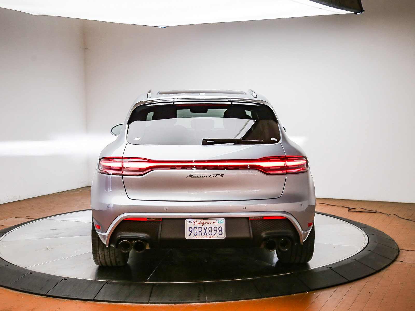 Certified 2023 Porsche Macan GTS AWD/4WD image 7