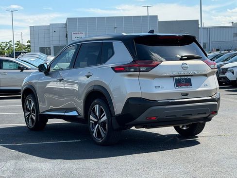 Used 2021 Nissan Rogue SL FWD image 7