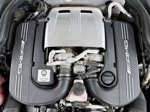 Used 2019 Mercedes-Benz GLC 63 AMG S image 31