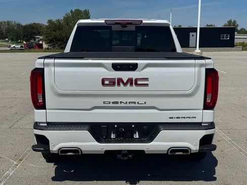Used 2024 GMC Sierra 1500 Denali AWD/4WD image 6