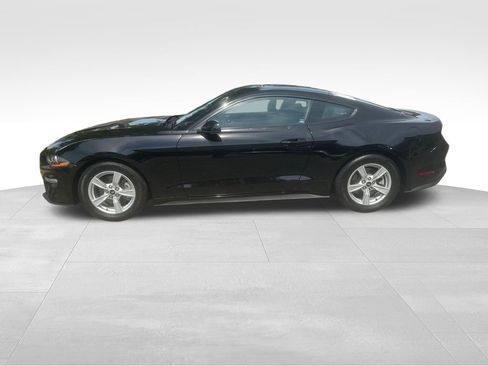 Used 2020 Ford Mustang Coupe RWD image 7