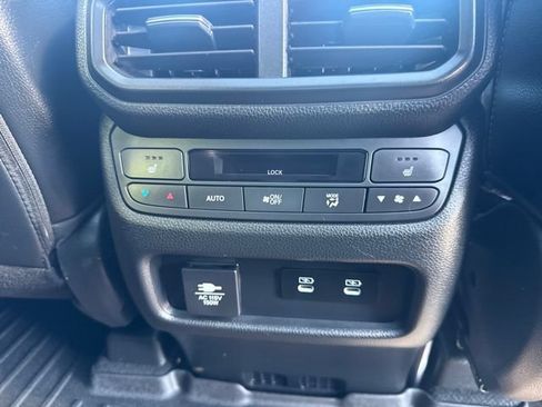 Used 2026 Honda Pilot TrailSport image 32