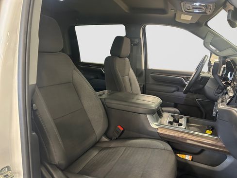 Used 2025 Chevrolet Silverado 2500 LT w/ Texas Edition AWD/4WD image 16