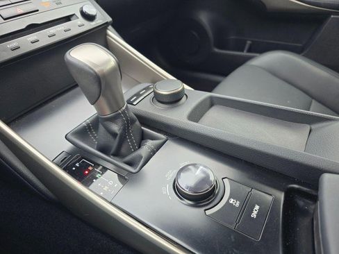 Used 2014 Lexus IS 250 RWD image 35